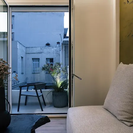 Apartment Path Ii *